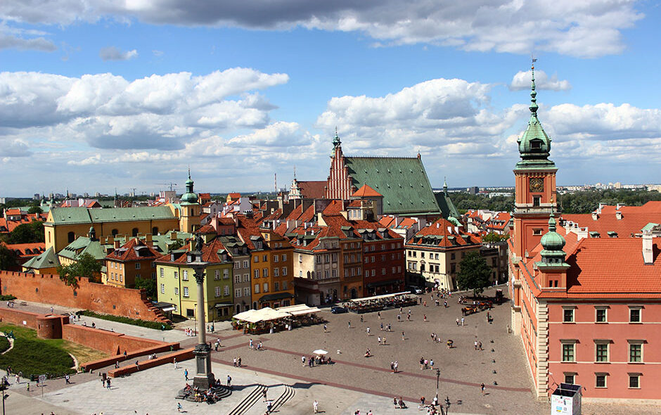 Warsaw and hometowns - conversation questions and topics for discussion